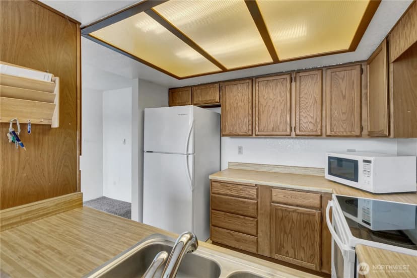 Property photo for 1018 S 312th Street #512, Federal Way photo 10