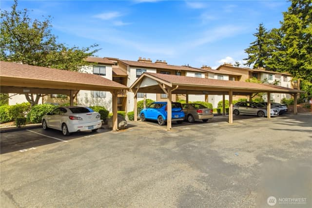 Property photo for 1018 S 312th Street #512, Federal Way photo 2
