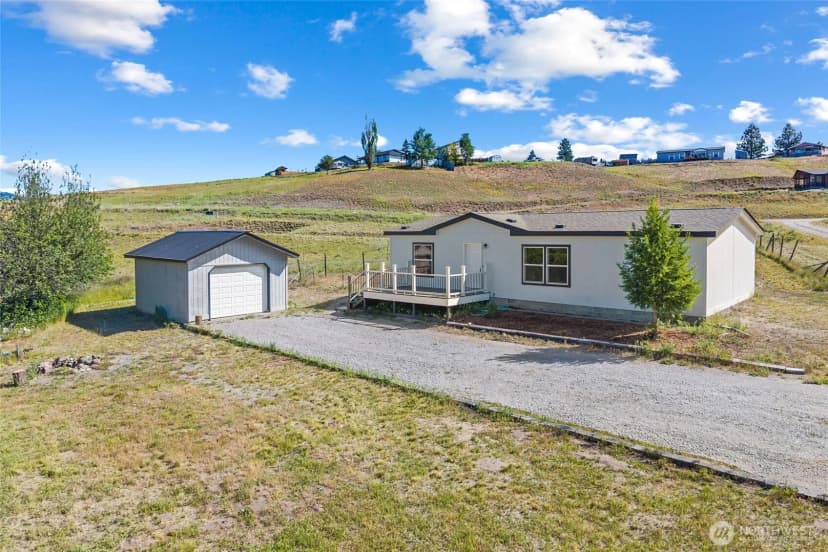 Property photo for 8 Mallard Lane, Republic