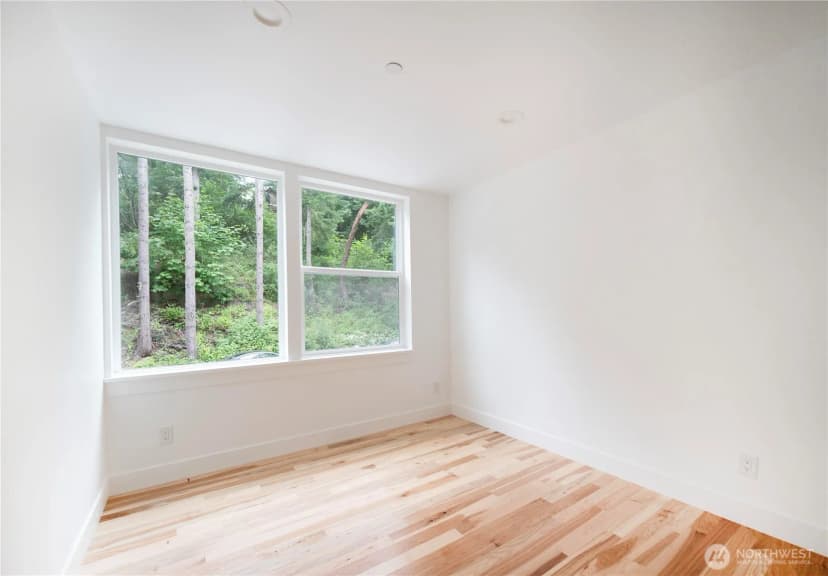 Property photo for 21037 Ne 15th Street, Sammamish photo 29