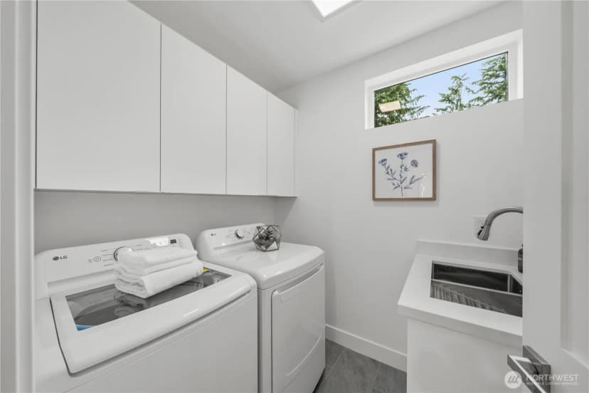 Property photo for 21037 Ne 15th Street, Sammamish photo 33