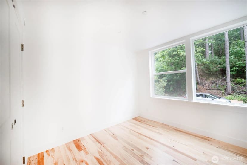 Property photo for 21037 Ne 15th Street, Sammamish photo 30