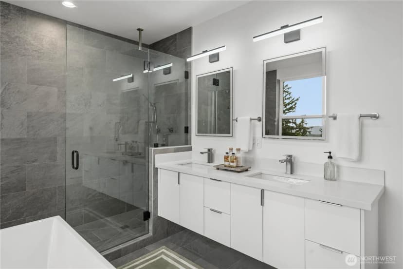 Property photo for 21037 Ne 15th Street, Sammamish photo 22