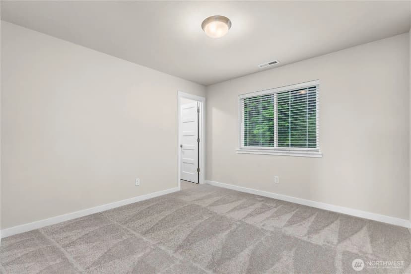Property photo for 836 Bodie Street Se, Lacey photo 20