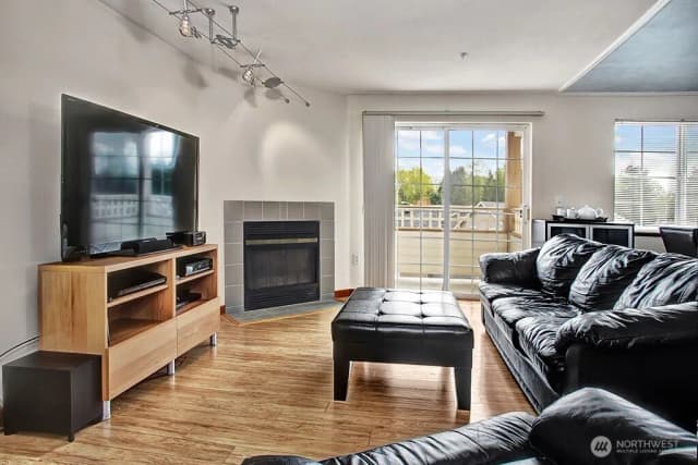 Property photo for 10824 Se 170th Street #b304, Renton photo 3