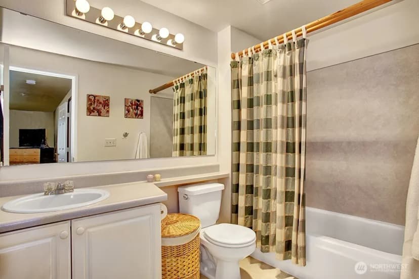 Property photo for 10824 Se 170th Street #b304, Renton photo 11