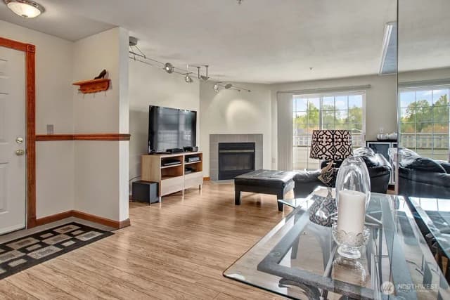 Property photo for 10824 Se 170th Street #b304, Renton photo 2