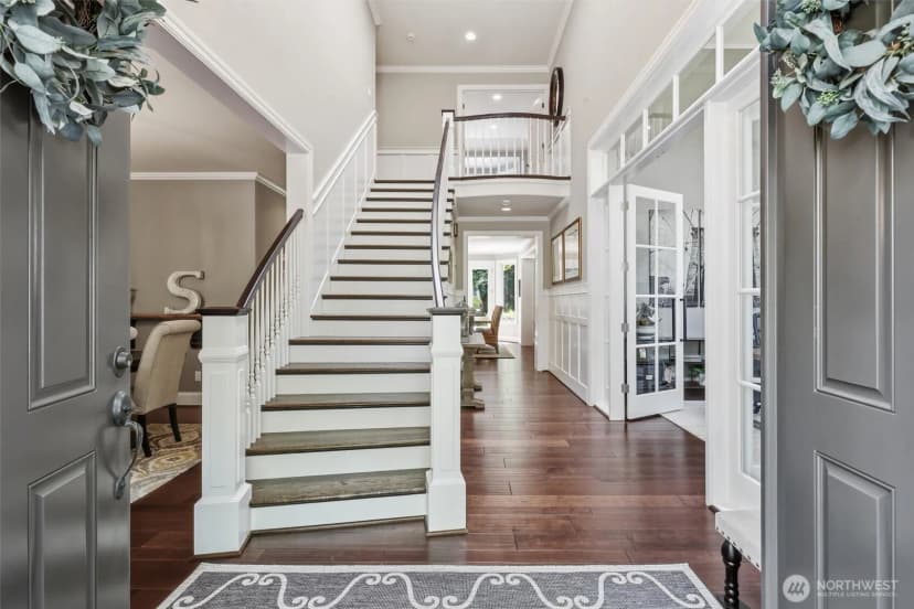 Property photo for 25817 Se 31st Place, Sammamish photo 3