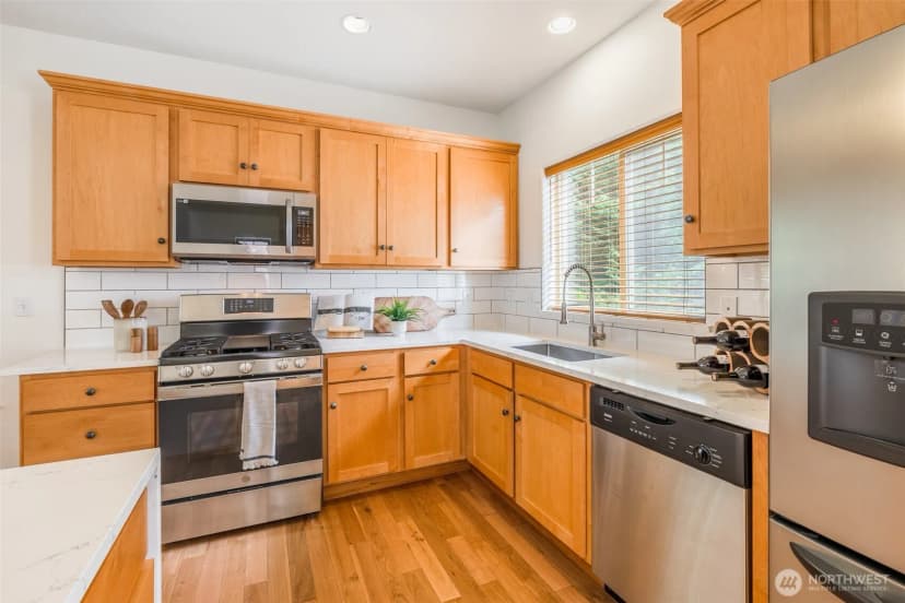 Property photo for 6625 Sw 198th Place, Lynnwood photo 15