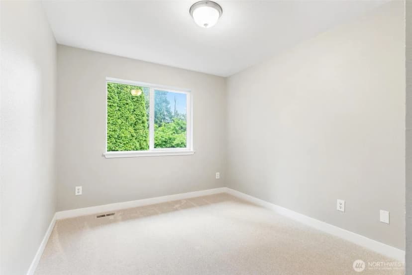 Property photo for 18912 108th Lane Se, Renton photo 27