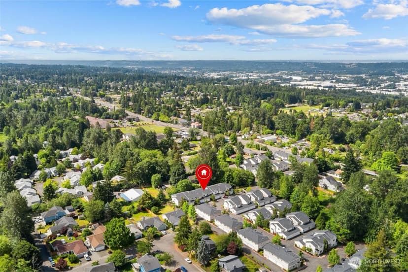 Property photo for 18912 108th Lane Se, Renton photo 37
