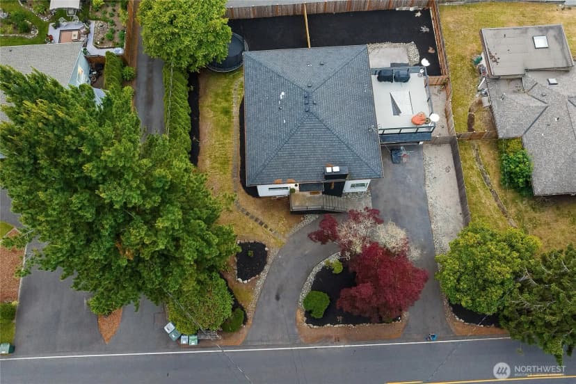 Property photo for 18230 88th Avenue W, Edmonds photo 35