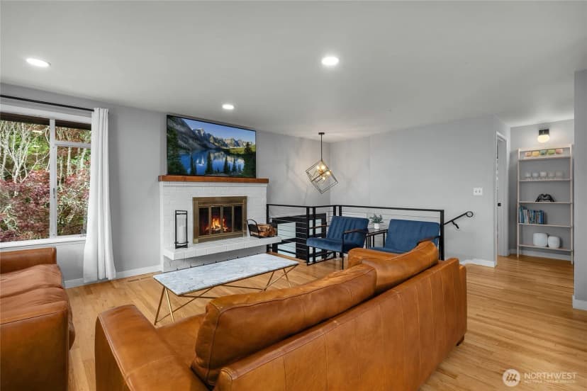 Property photo for 18230 88th Avenue W, Edmonds photo 6