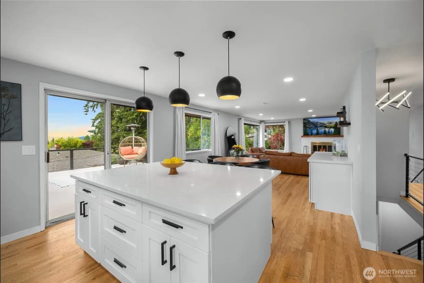 Property photo for 18230 88th Avenue W, Edmonds photo 12