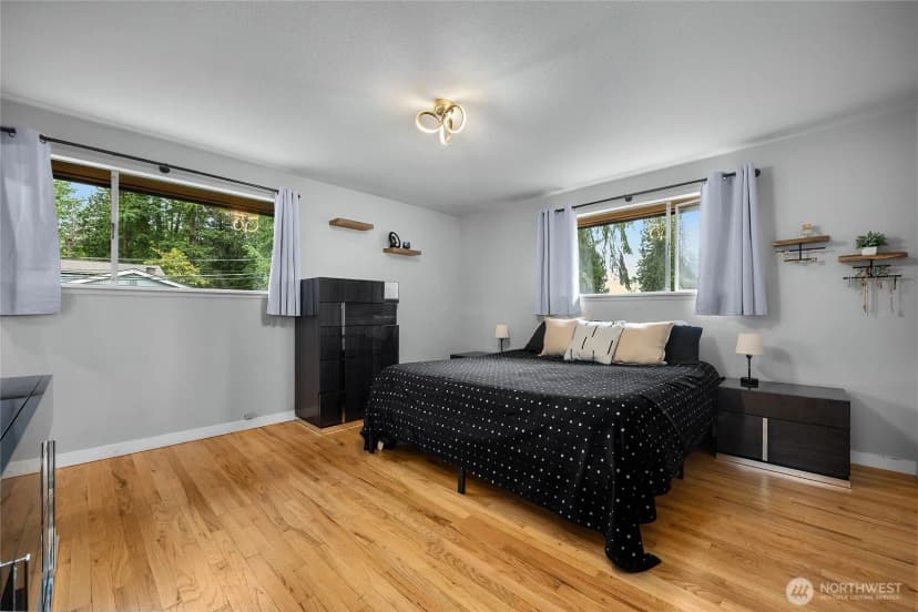 Property photo for 18230 88th Avenue W, Edmonds photo 15