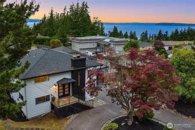 Property photo for 18230 88th Avenue W, Edmonds photo 2