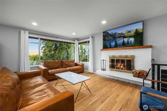 Property photo for 18230 88th Avenue W, Edmonds photo 5