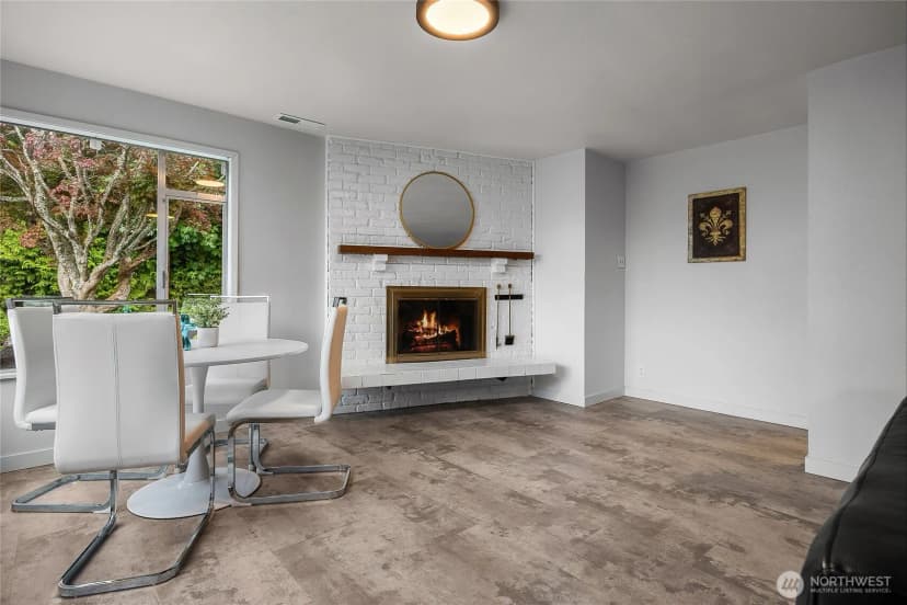 Property photo for 18230 88th Avenue W, Edmonds photo 19