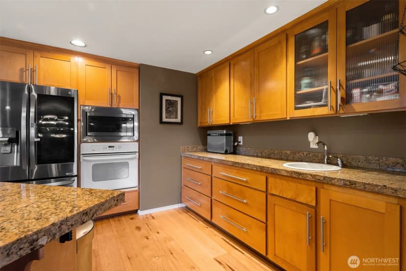 Property photo for 14211 Se 162nd Place, Renton photo 7