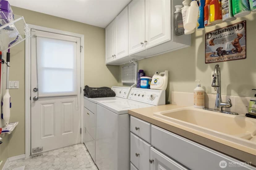 Property photo for 14211 Se 162nd Place, Renton photo 26