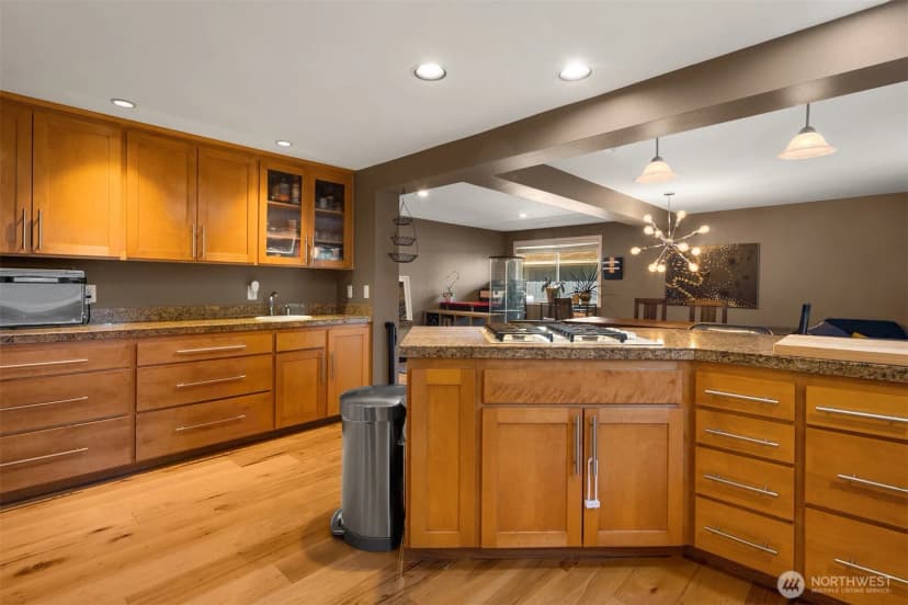 Property photo for 14211 Se 162nd Place, Renton photo 4