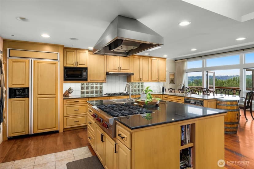 Property photo for 13244 Woodinville-redmond Road Ne, Redmond photo 10
