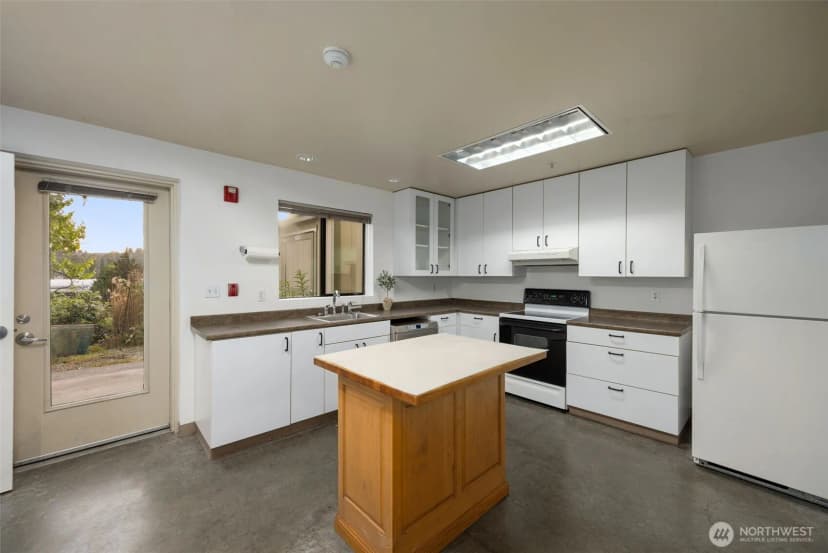 Property photo for 13244 Woodinville-redmond Road Ne, Redmond photo 36
