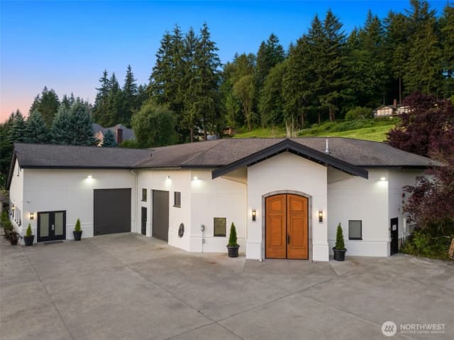 Property photo for 13244 Woodinville-redmond Road Ne, Redmond photo 2