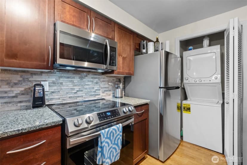 Property photo for 3045 20th Avenue W #209, Seattle photo 13