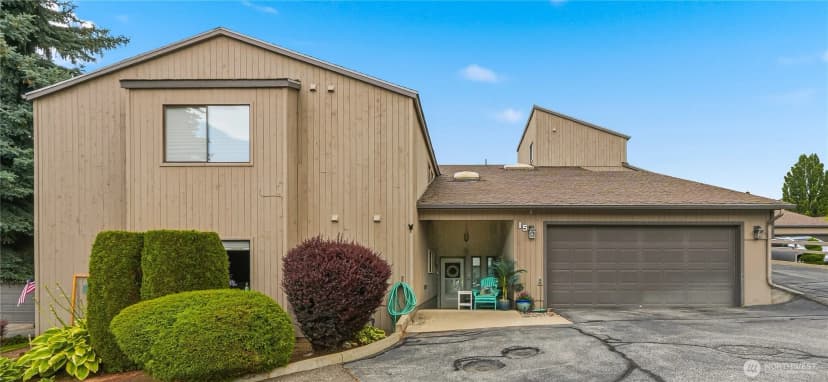 Property photo for 225 19th Street Ne #15, East Wenatchee