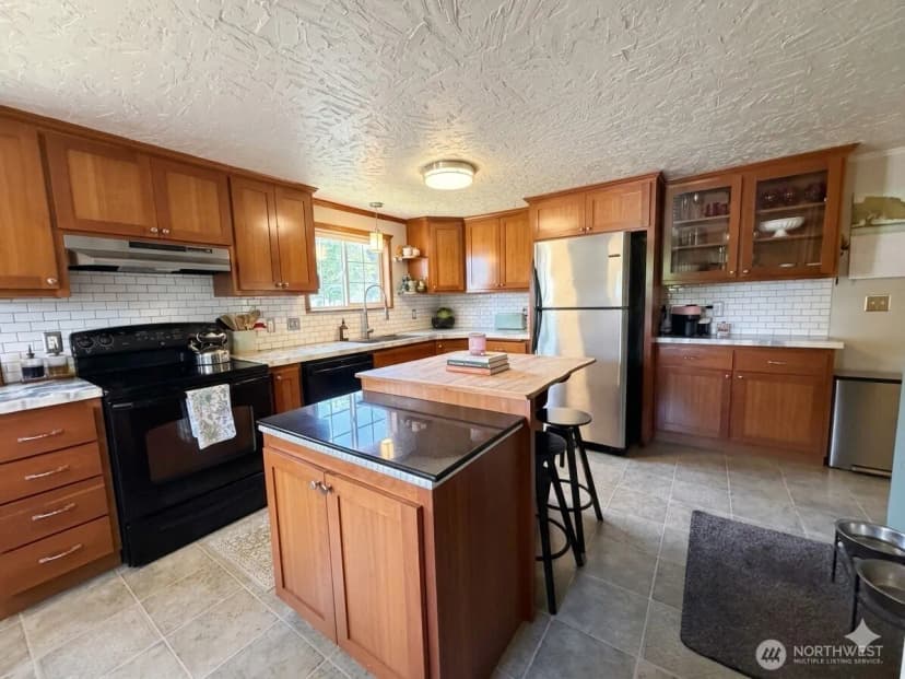 Property photo for 260 Lincoln Avenue E, Tenino photo 20