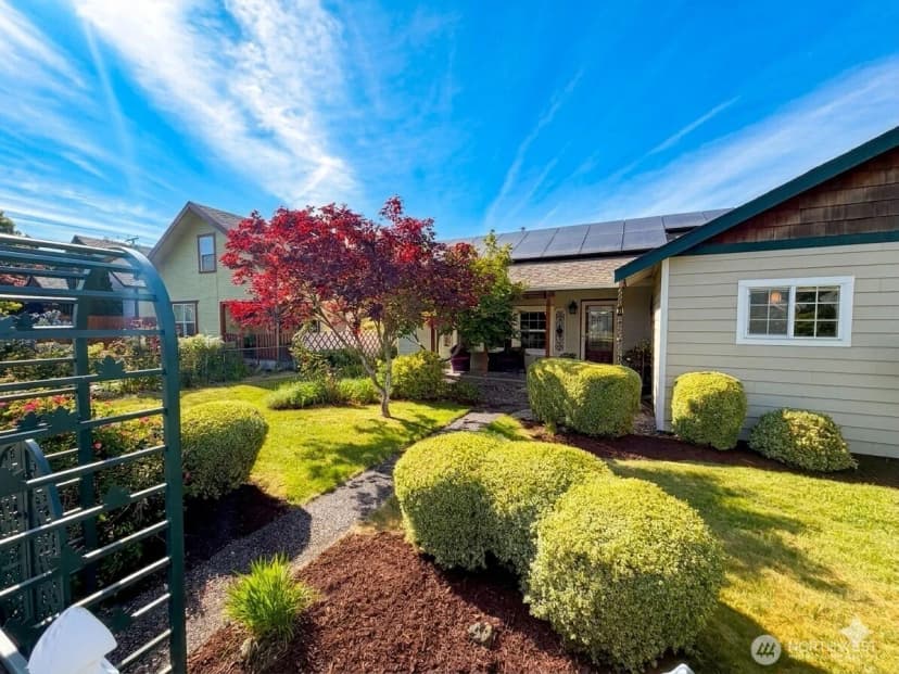 Property photo for 260 Lincoln Avenue E, Tenino photo 10