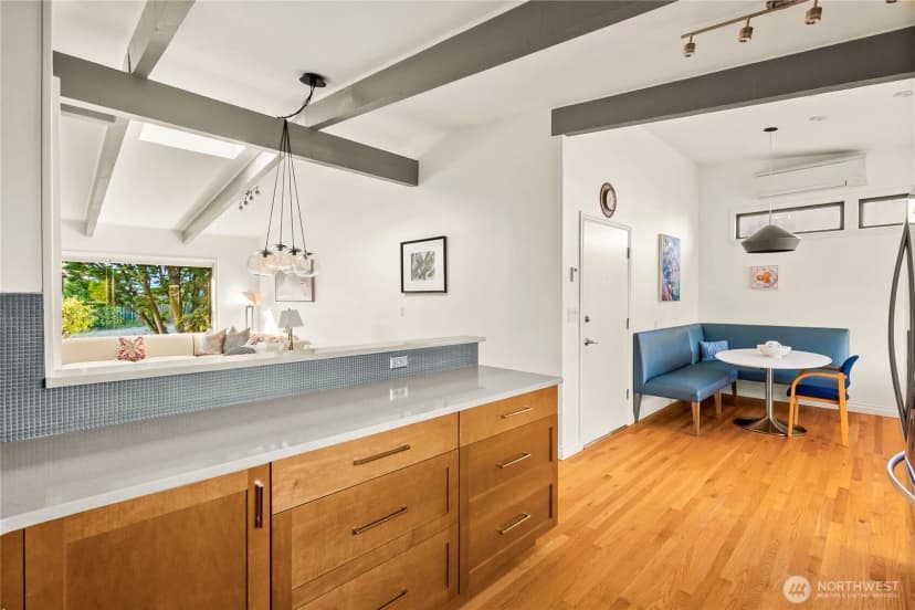 Property photo for 4015 Ne 70th Street, Seattle photo 16
