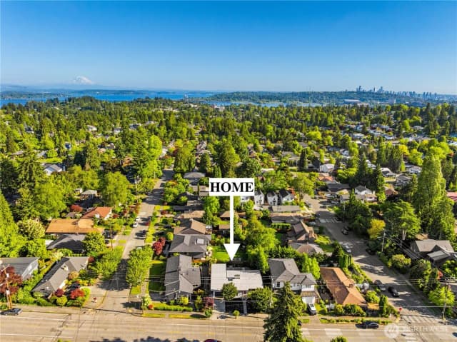 Property photo for 4015 Ne 70th Street, Seattle photo 4