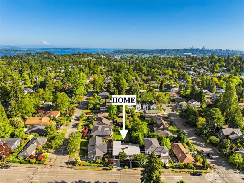 Property photo for 4015 Ne 70th Street, Seattle photo 4