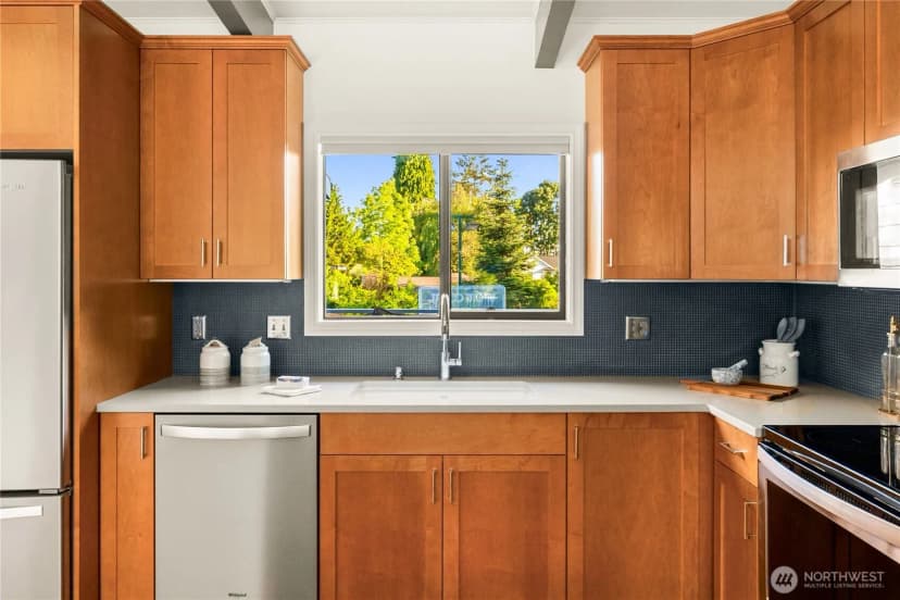 Property photo for 4015 Ne 70th Street, Seattle photo 15