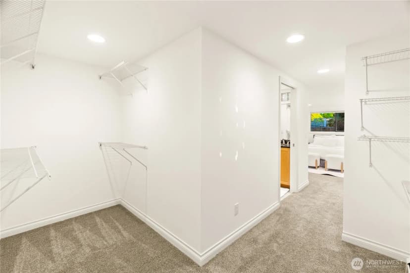 Property photo for 4015 Ne 70th Street, Seattle photo 36