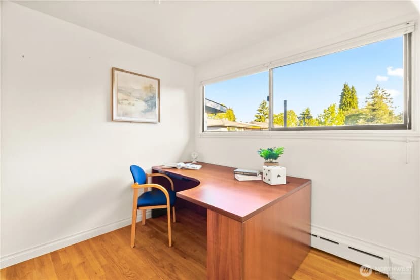 Property photo for 4015 Ne 70th Street, Seattle photo 24