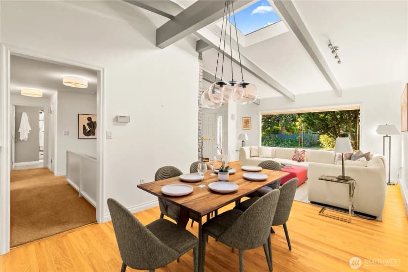 Property photo for 4015 Ne 70th Street, Seattle photo 11