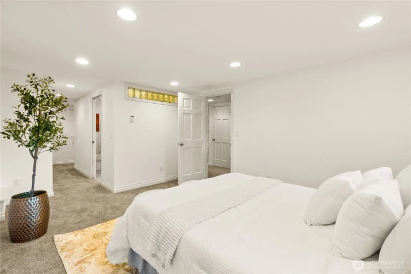 Property photo for 4015 Ne 70th Street, Seattle photo 35