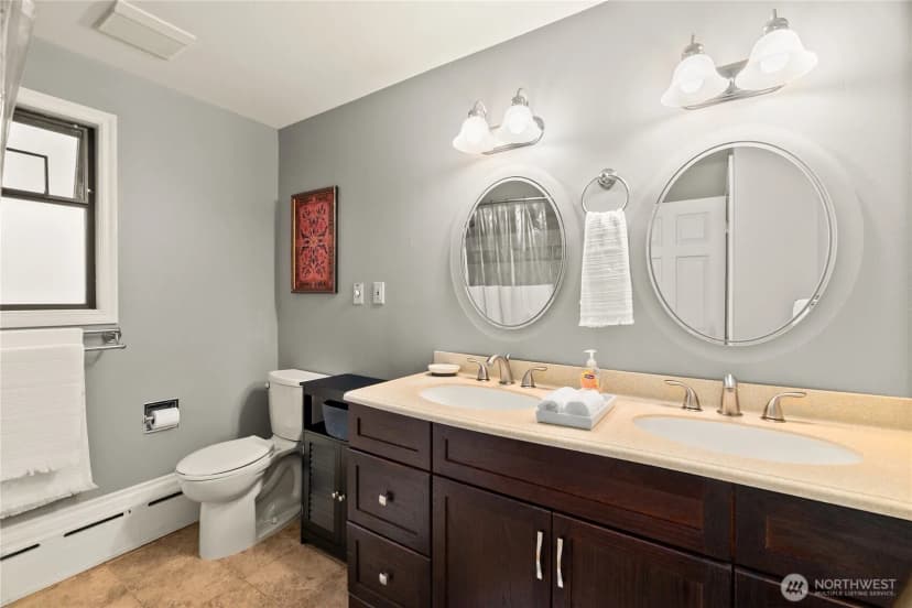 Property photo for 4015 Ne 70th Street, Seattle photo 25