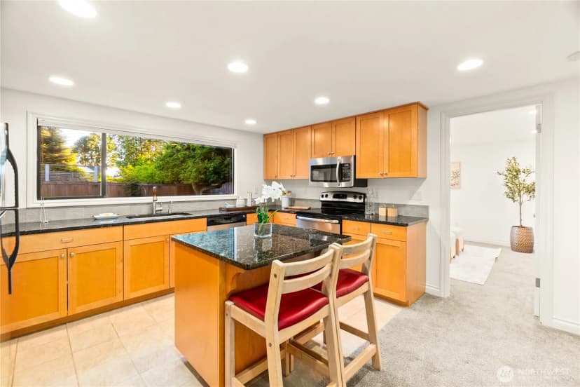 Property photo for 4015 Ne 70th Street, Seattle photo 28