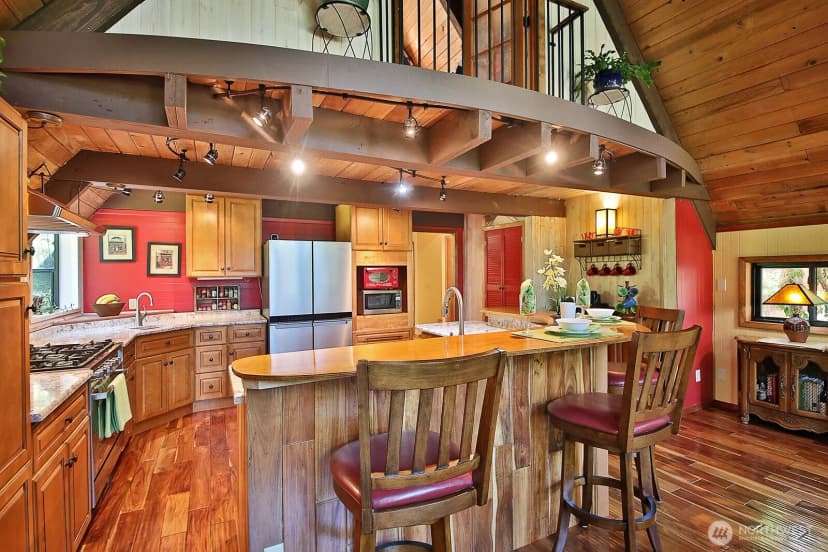 Property photo for 3370 East Harbor Road, Langley photo 15