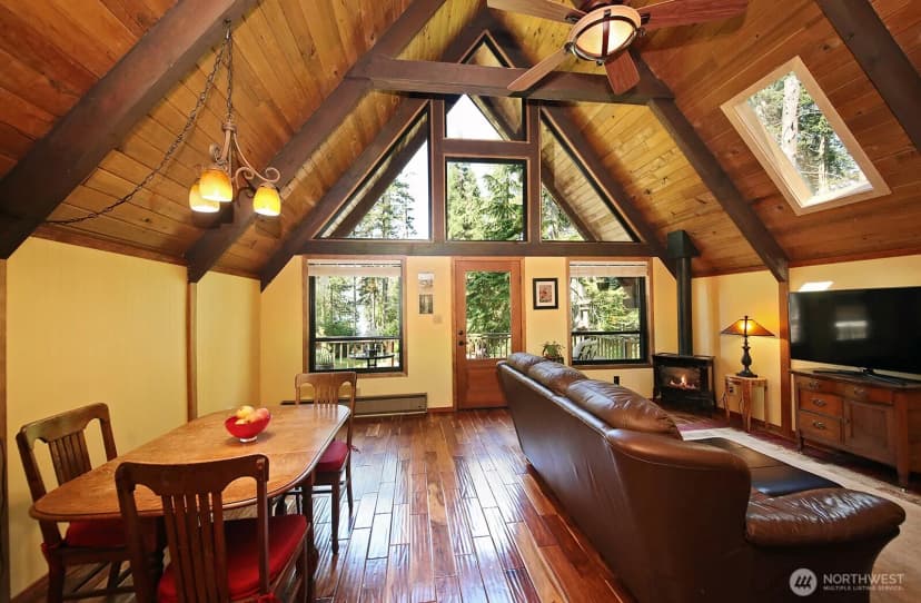 Property photo for 3370 East Harbor Road, Langley photo 13