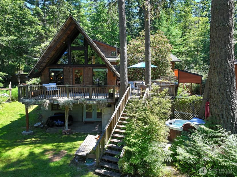 Property photo for 3370 East Harbor Road, Langley photo 2