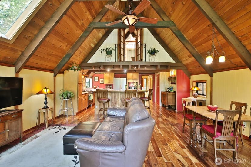 Property photo for 3370 East Harbor Road, Langley photo 14