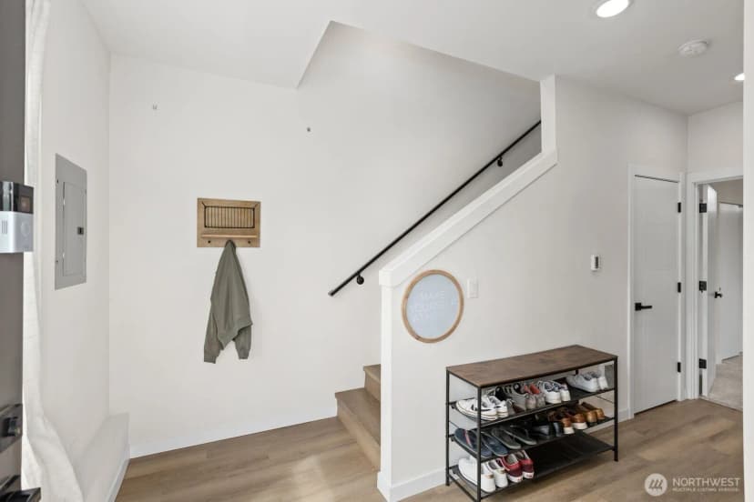 Property photo for 9326 Renton Avenue S #g, Seattle photo 3
