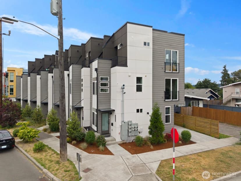 Property photo for 9326 Renton Avenue S #g, Seattle photo 2