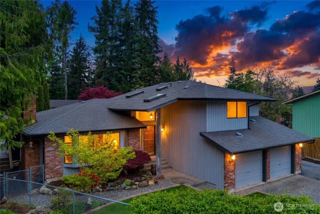 Property photo for 3109 108th Street Se, Everett