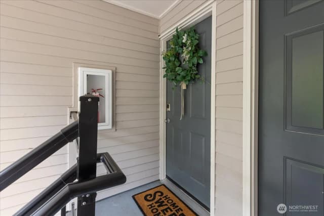 Property photo for 10822 E Riverside Drive #a303, Bothell photo 4